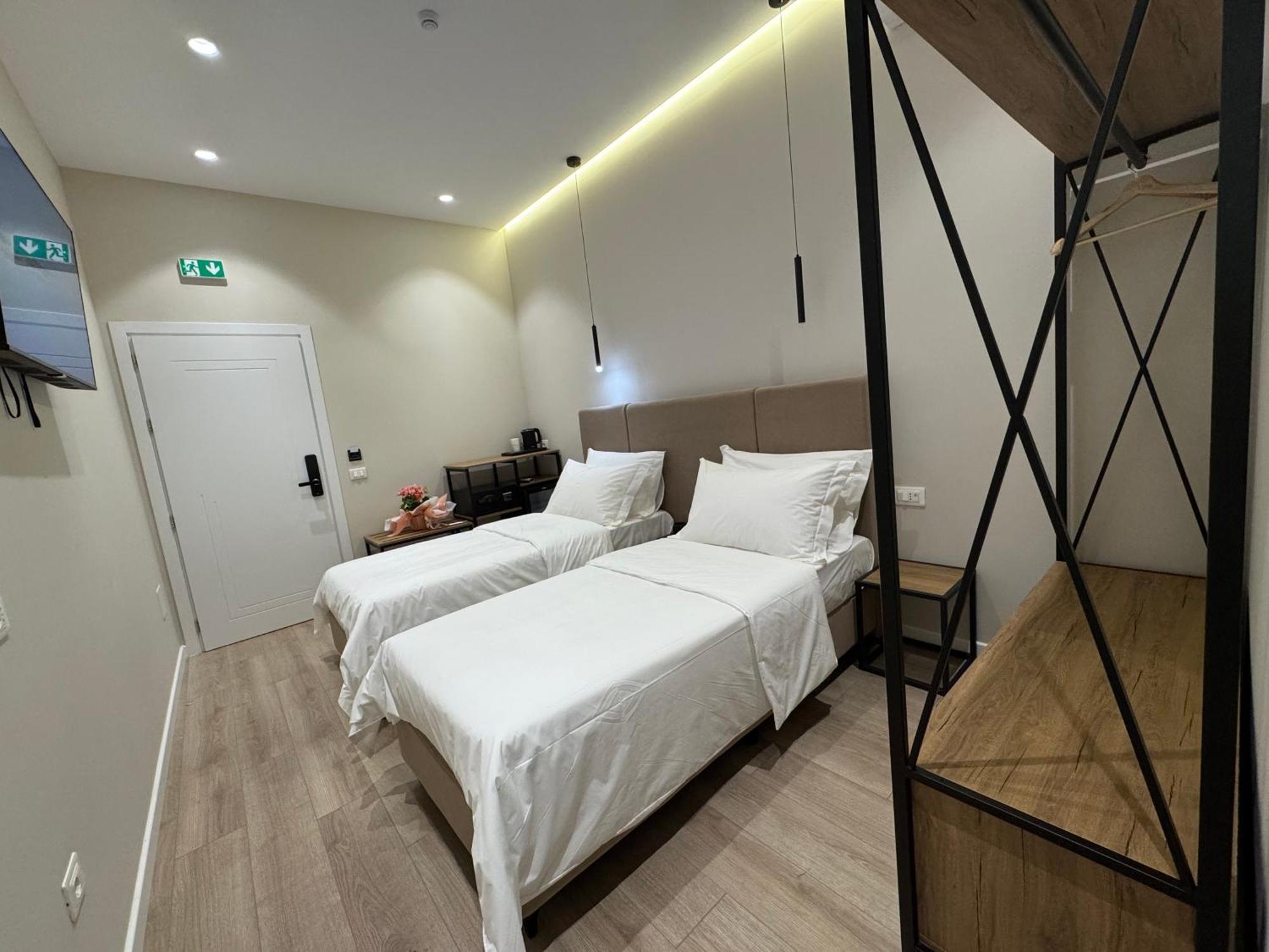 Hotel At Mimosa Street